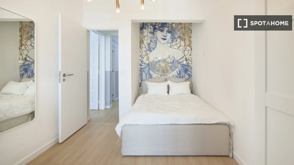Double room Lisbon, 7 beds — photo 12