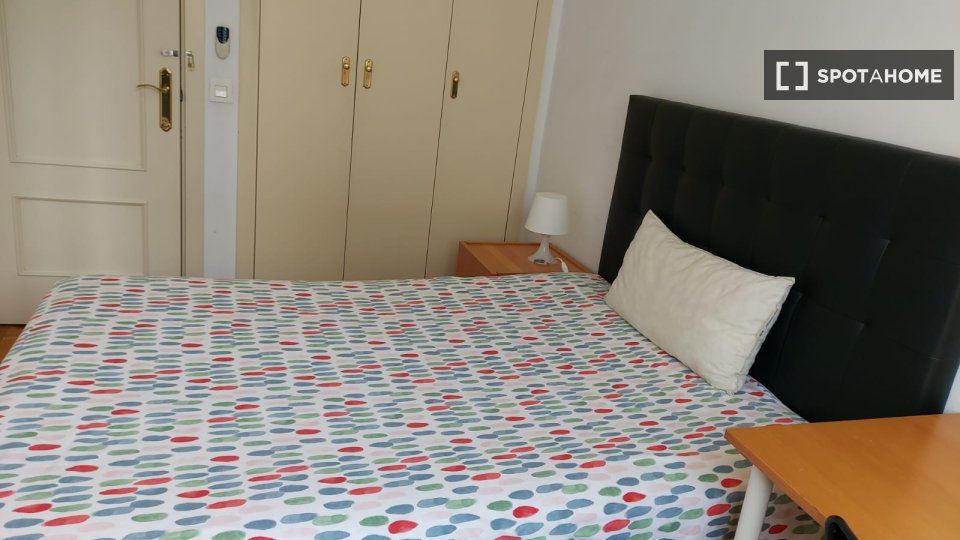 Double room Madrid, 4 beds — photo 50