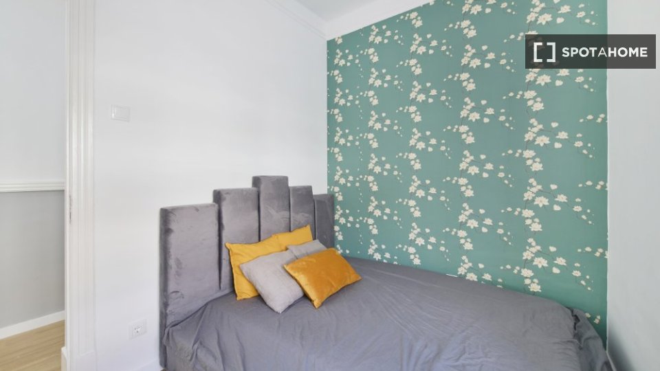 Double room Lisbon, 7 beds — photo 12
