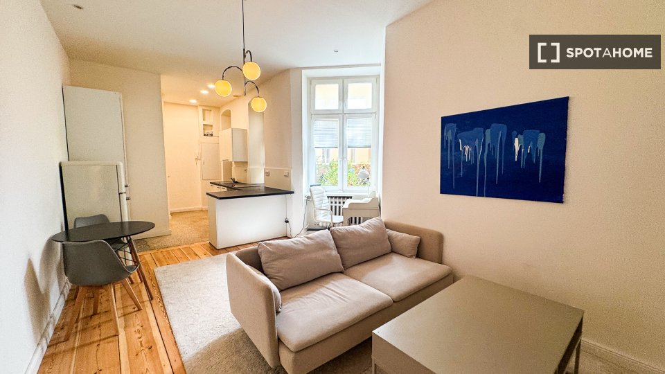 Apartment Berlin, 1 bed, 35m² — photo 2