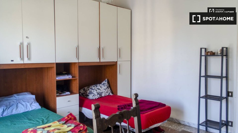 Double room Rome, 5 beds, 80m² — photo 1
