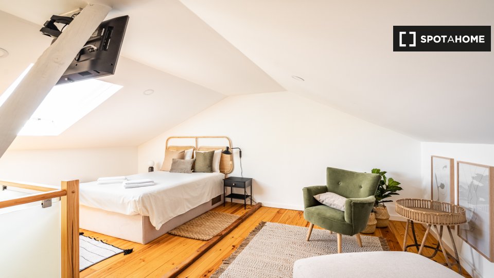 Apartment Lisbon, 3 beds — photo 11