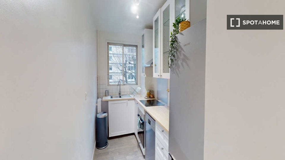 Double room Paris, 4 beds, 80m² — photo 10