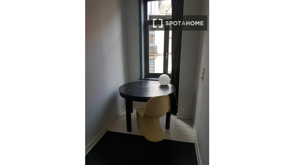 Double room Brussels, 8 beds, 260m² — photo 25