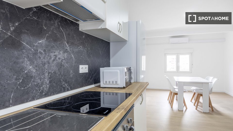 Chambre double Valence, 4 chambres, 100m² — photo 7