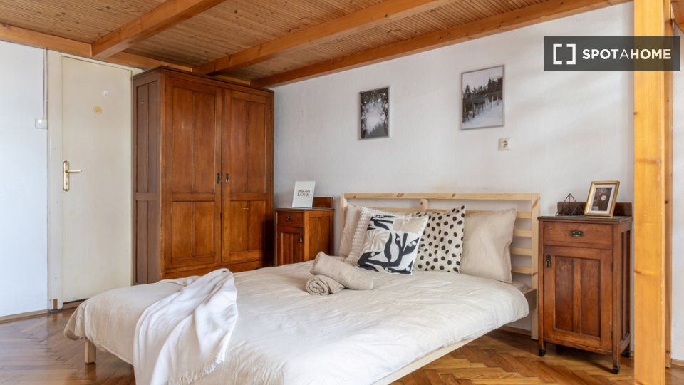 Double room Budapest, 4 beds, 105m² — photo 15