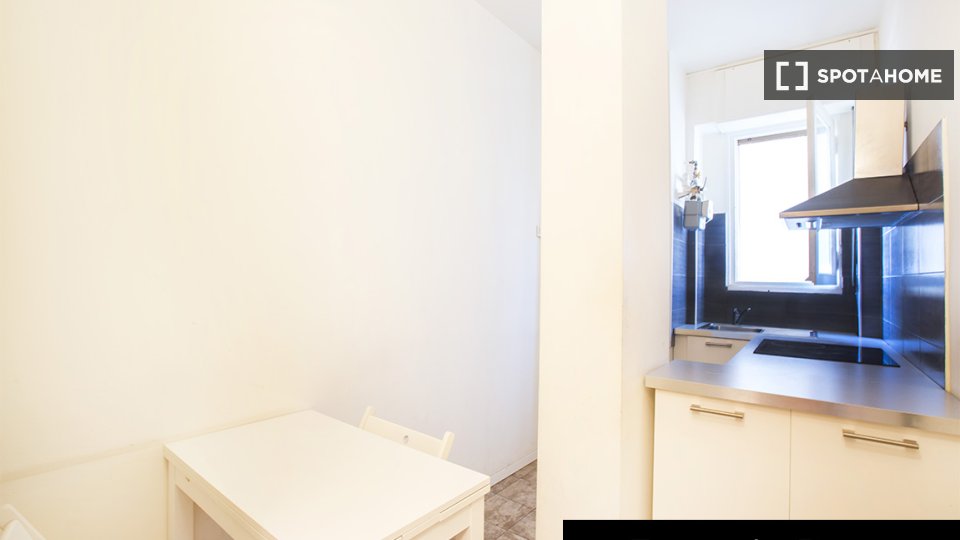 Double room Milan, 3 beds, 56m² — photo 8