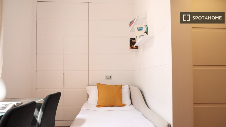 Apartment Naples, 2 beds — photo 17