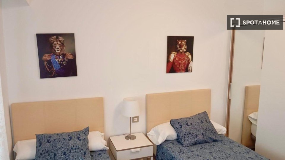 Apartment Valencia, 1 bed, 80m² — photo 14