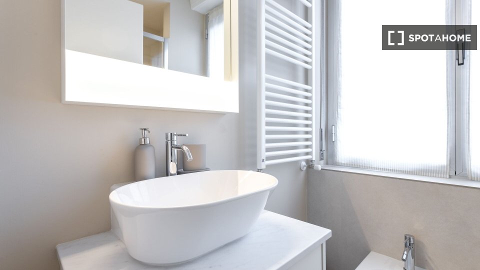 Apartment Milan, 2 beds, 70m² — photo 13