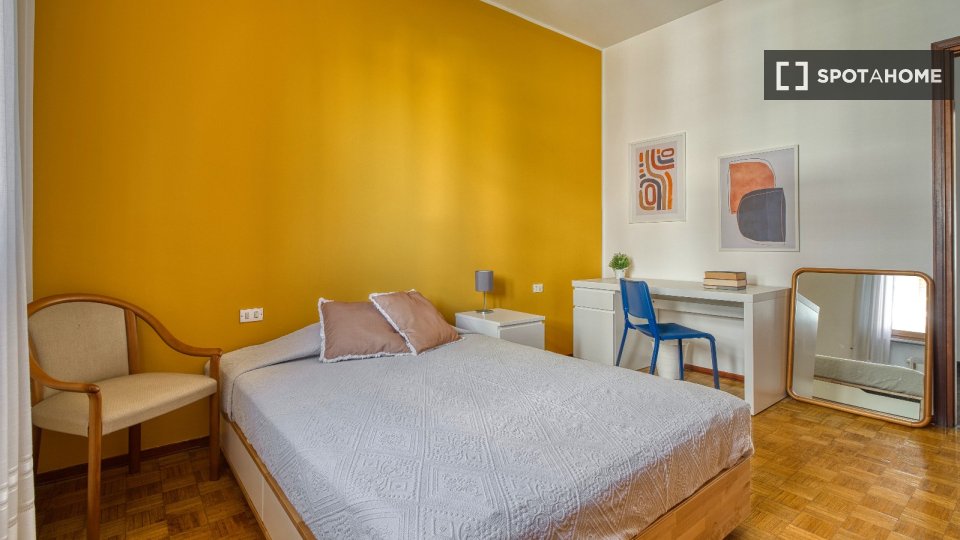 Double room Milan, 3 beds, 147m² — photo 5