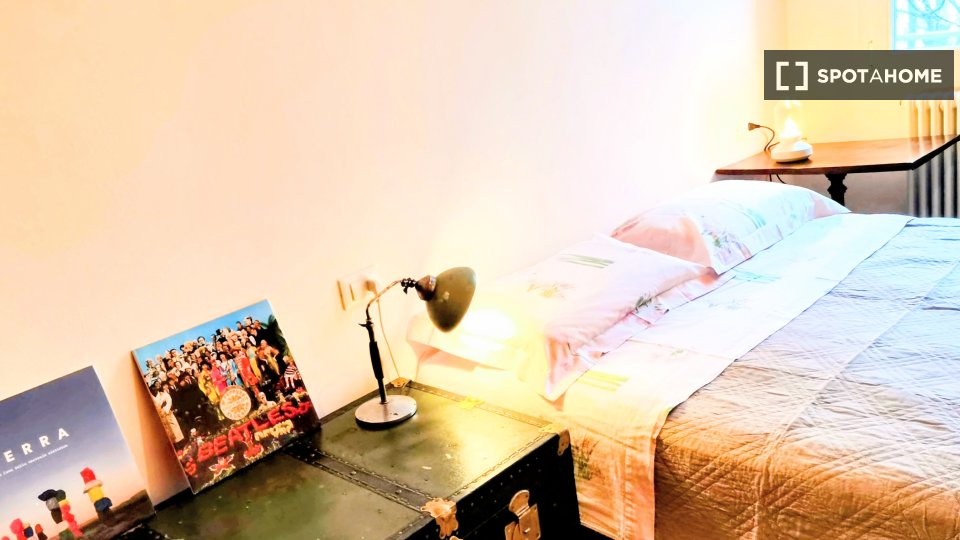 Double room Bologna, 3 beds, 94m² — photo 39