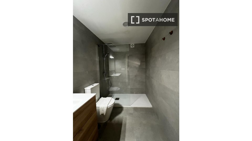 Apartment Vigo, 3 beds, 110m² — photo 15