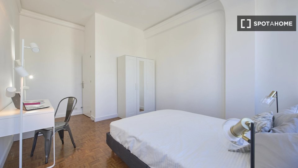 Double room Lisbon, 7 beds — photo 13