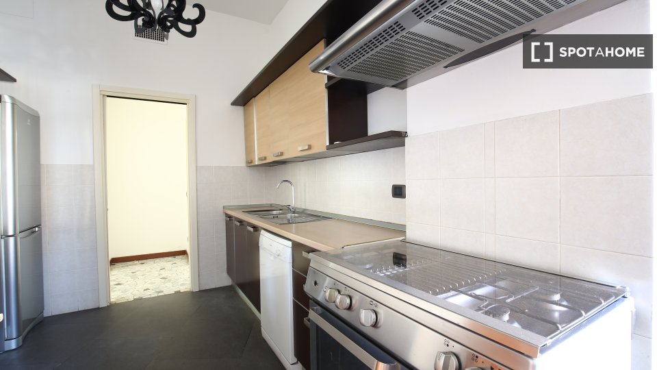 Double room Milan, 6 beds, 150m² — photo 16