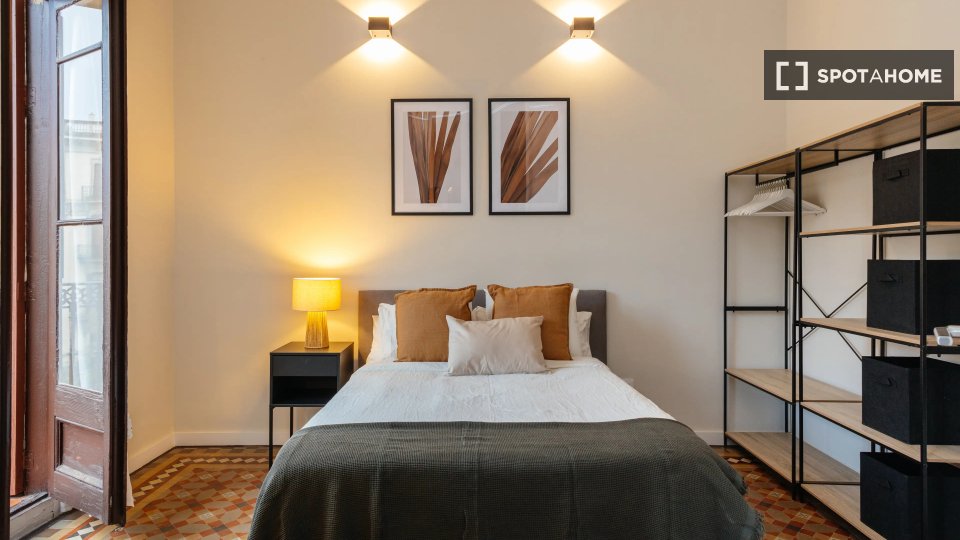 Double room Barcelona, 6 beds — photo 9