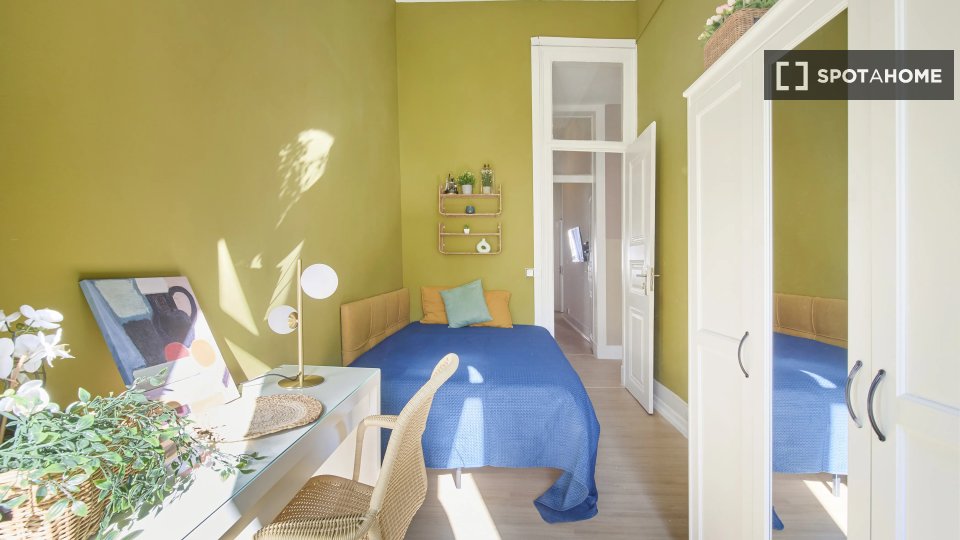 Double room Lisbon, 9 beds — photo 3