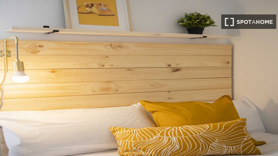 Double room Madrid, 16 beds — photo 47