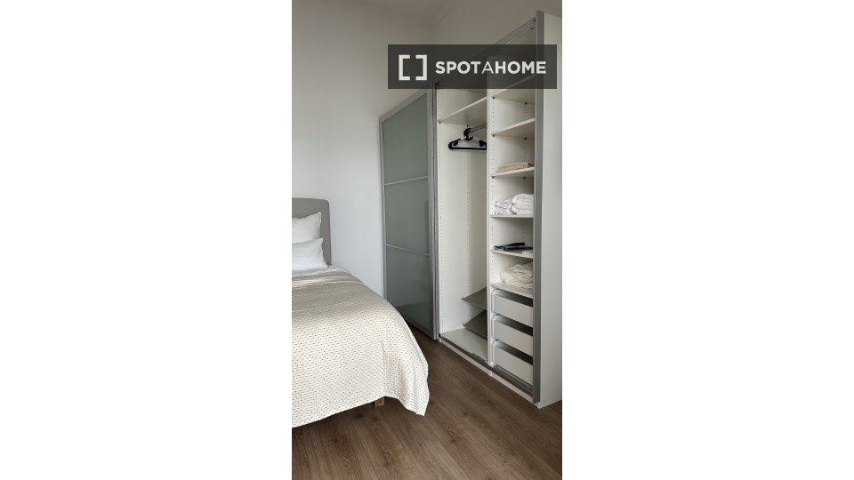 Apartment Berlin, 2 beds, 56m² — photo 16