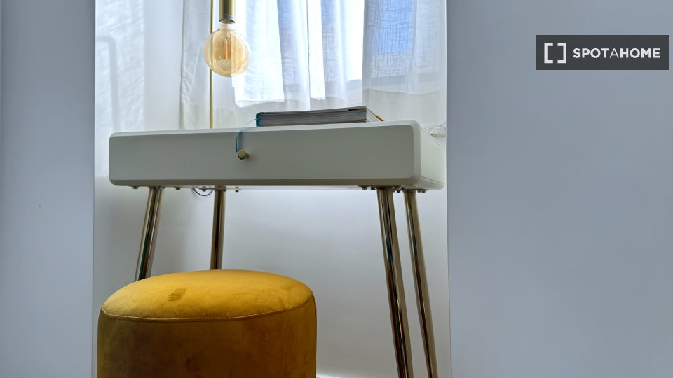 Apartment Lisbon, 1 bed, 51m² — photo 4