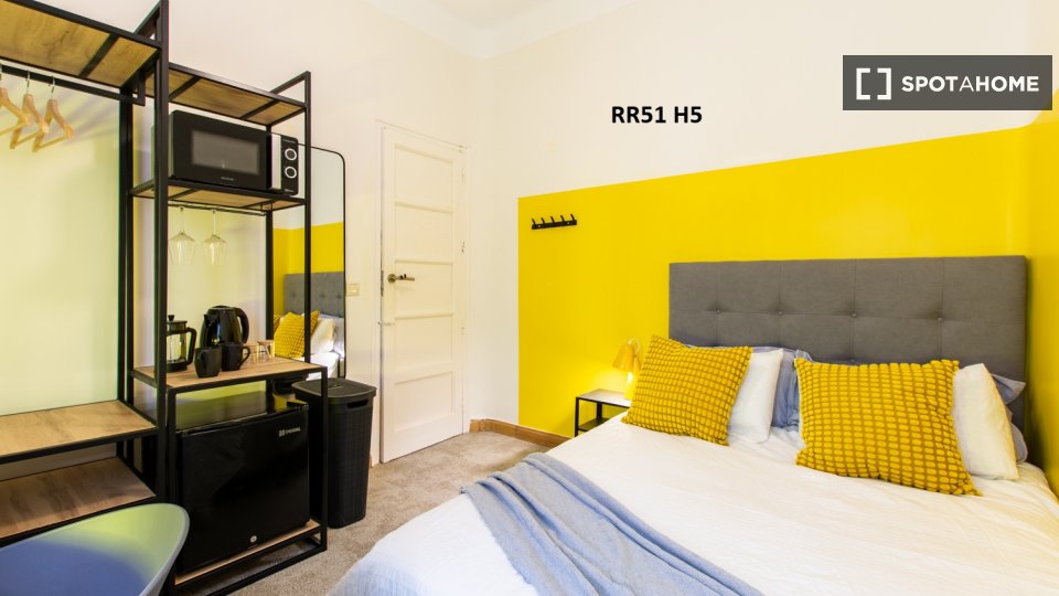 Double room Madrid, 5 beds — photo 6