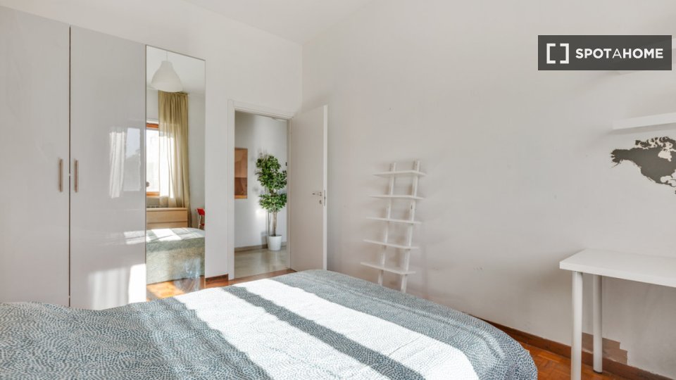 Camera doppia Milano, 6 camere, 164m² — foto 2