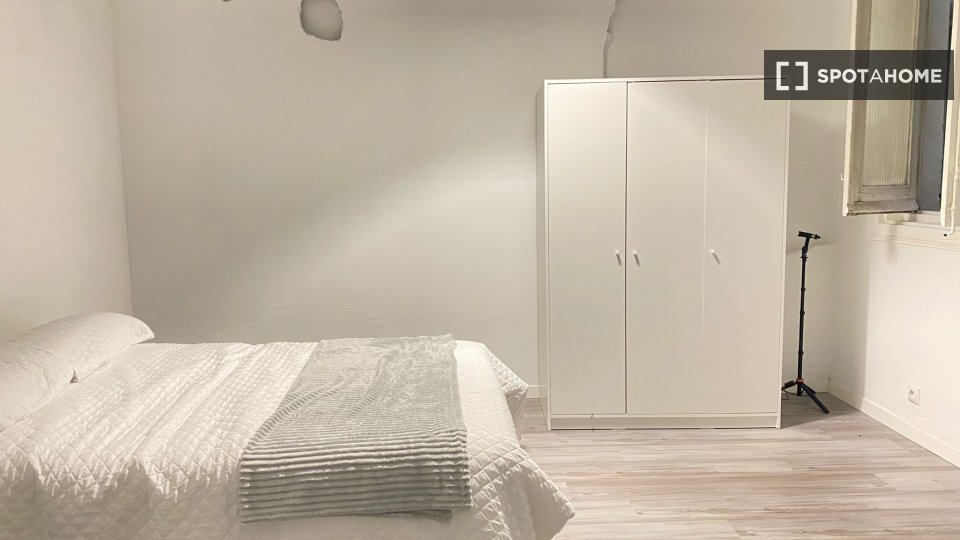 Double room Madrid, 10 beds — photo 1