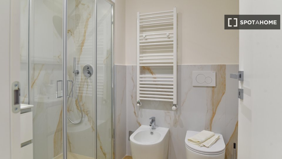 Double room Turin, 4 beds, 100m² — photo 15