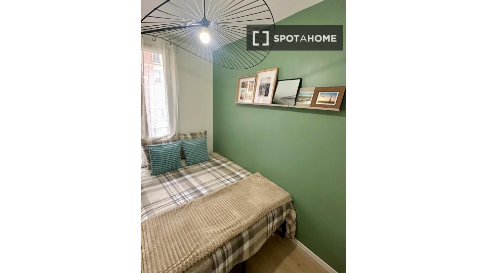Apartment Paris, 1 bed, 24m² — photo 9