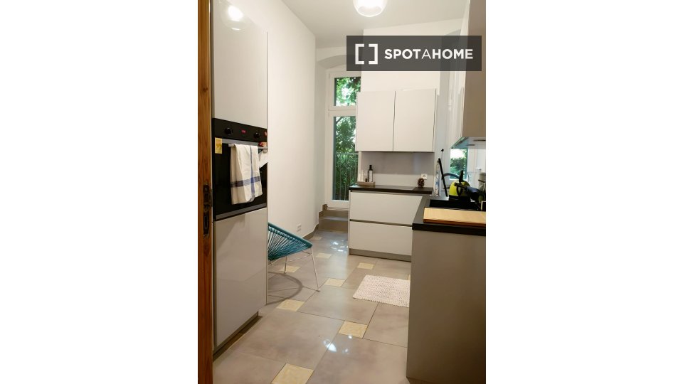 Apartment Berlin, 1 bed, 65m² — photo 1