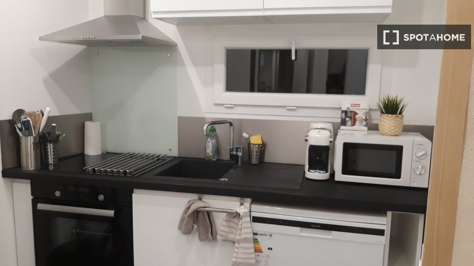 Apartment Montpellier, 1 bed — photo 6