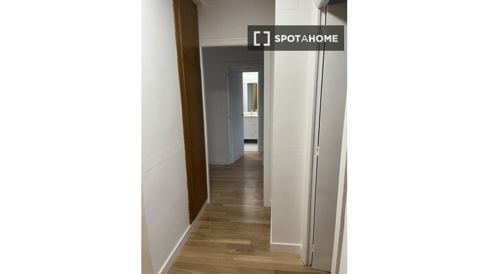 Apartment Valencia, 3 beds, 105m² — photo 10