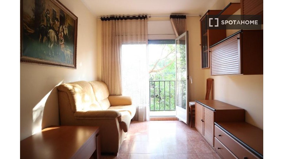 Double room Barcelona, 3 beds — photo 3