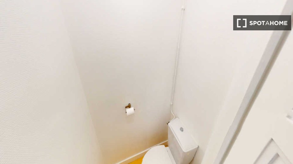 Double room Lyon, 3 beds, 60m² — photo 10