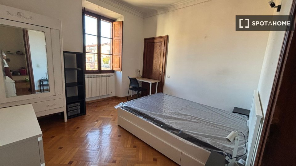Double room Rome, 3 beds — photo 3