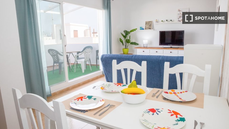 Apartment Cadiz, 2 beds, 80m² — photo 6