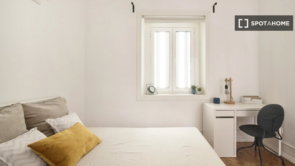 Double room Lisbon, 9 beds — photo 2
