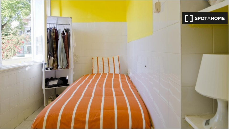 Double room Lisbon, 8 beds — photo 2