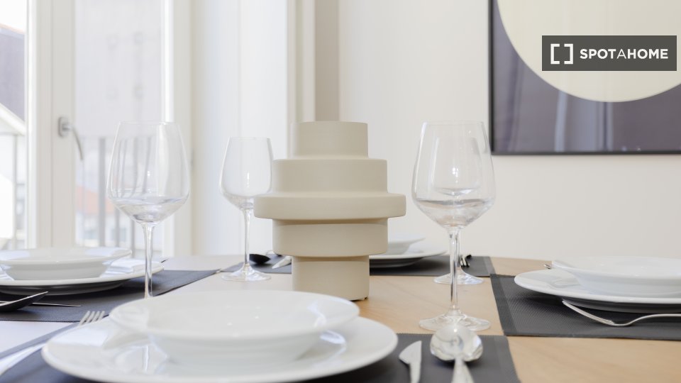 Apartment Porto, 1 bed, 60m² — photo 17