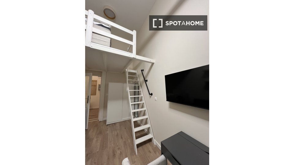 Apartment Budapest, 2 beds, 45m² — photo 4