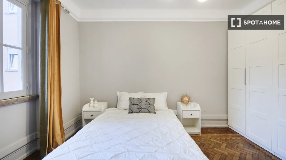 Double room Lisbon, 7 beds — photo 13