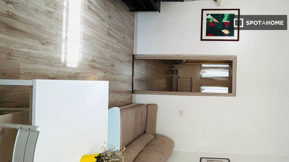 Double room Milan, 2 beds, 70m² — photo 8