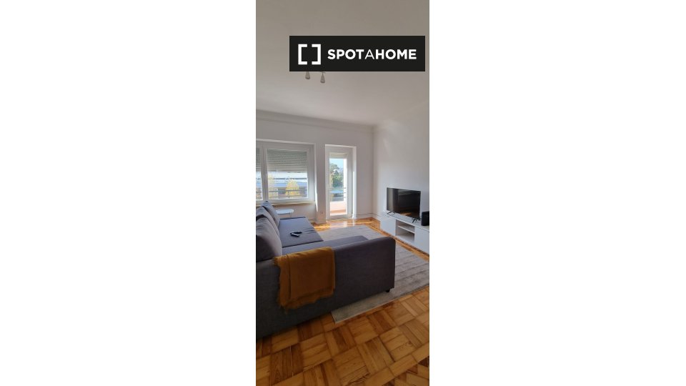Apartment Lisbon, 2 beds, 100m² — photo 4