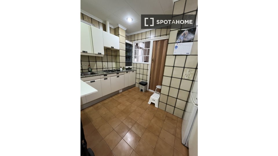 Double room Barcelona, 4 beds, 90m² — photo 7