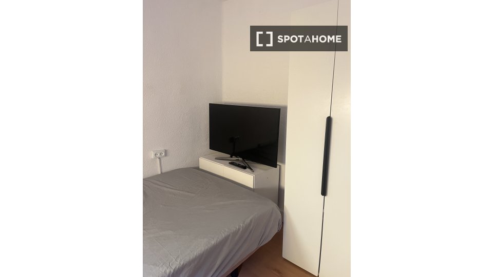 Se alquila habitación en Els Orriols, Valencia
