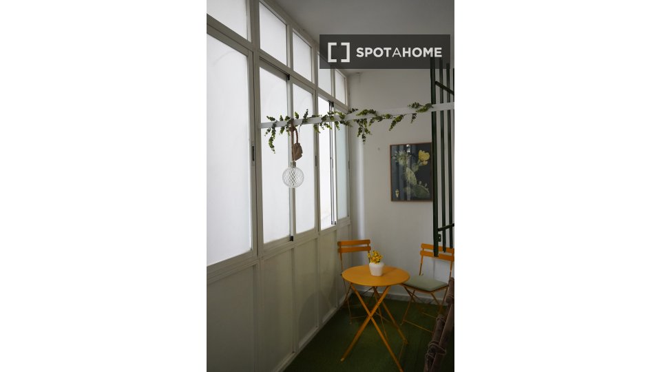 Double room Madrid, 6 beds — photo 15