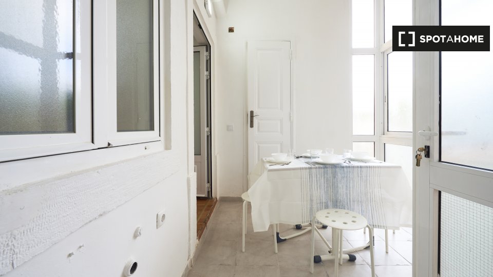 Double room Lisbon, 8 beds — photo 17