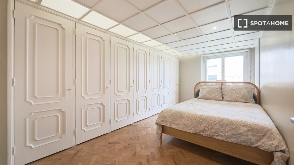 Double room Lisbon, 9 beds — photo 11