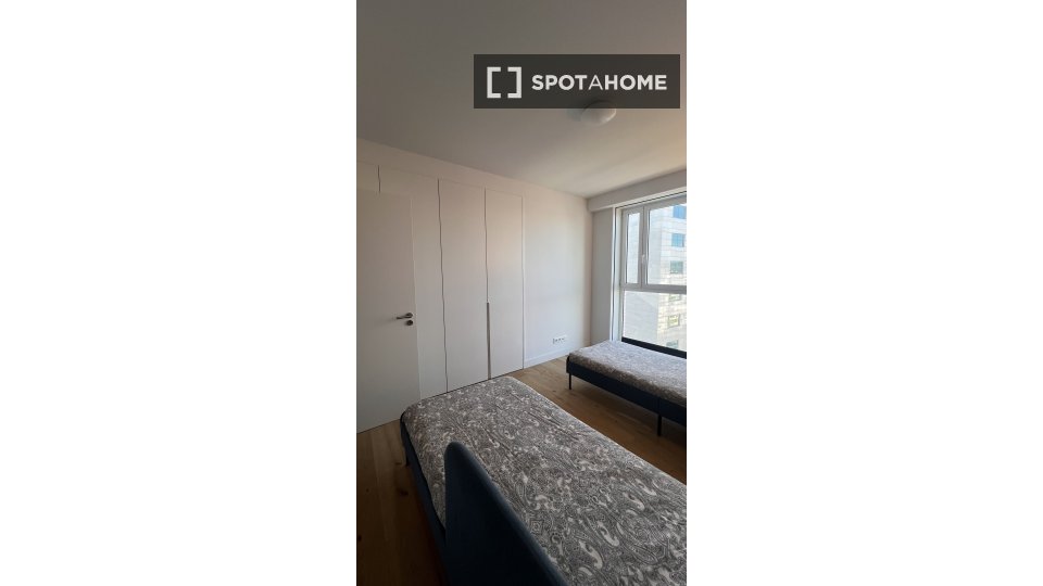 Apartment Lisbon, 2 beds, 108m² — photo 16