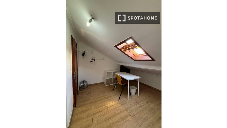 Double room Lisbon, 6 beds — photo 3